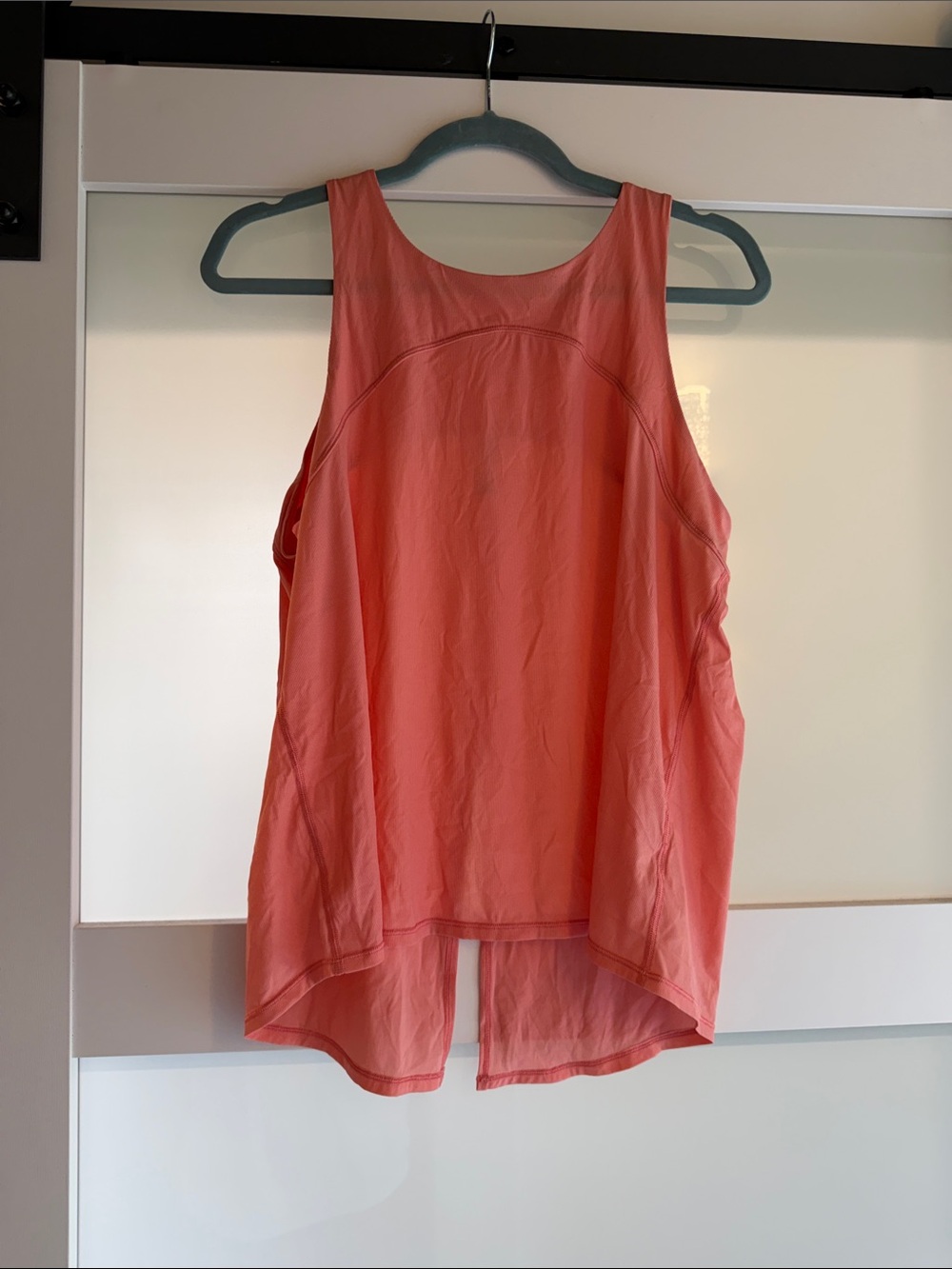 SPANX Coral Scoop-Neck High-Low Tank